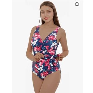 YOLIPULI Women's Bowknot One Piece Swimsuit V Neck Backless Beach Swimwear Low-U